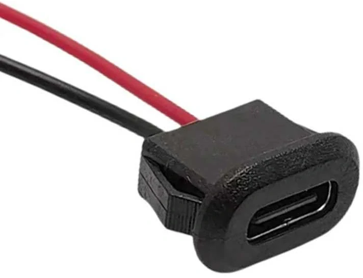 USB-C zdířka na panel s kabelem 10cm, pouze pro napájení