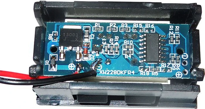 Ukazatel stavu baterie 12V, modul XW228DKFR4